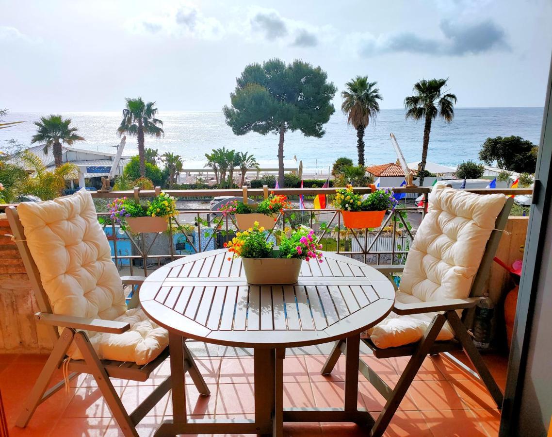 Taormina By The Sea Apartamento Mazzeo Exterior foto