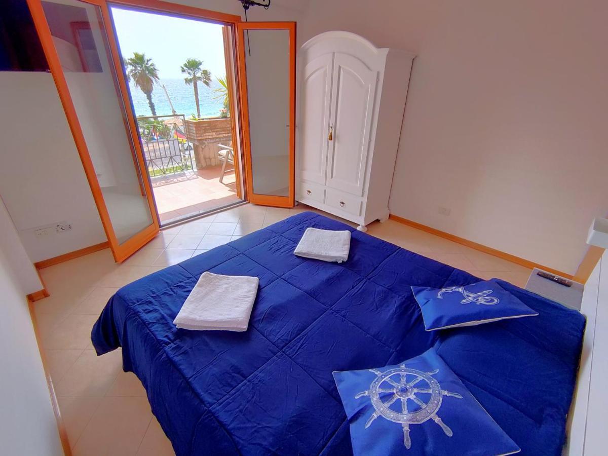 Taormina By The Sea Apartamento Mazzeo Exterior foto