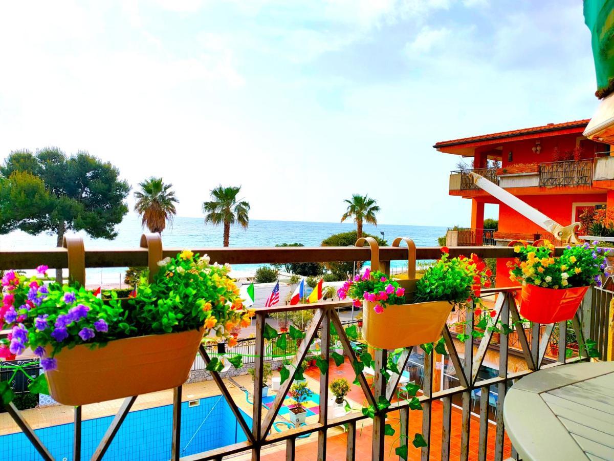 Taormina By The Sea Apartamento Mazzeo Exterior foto