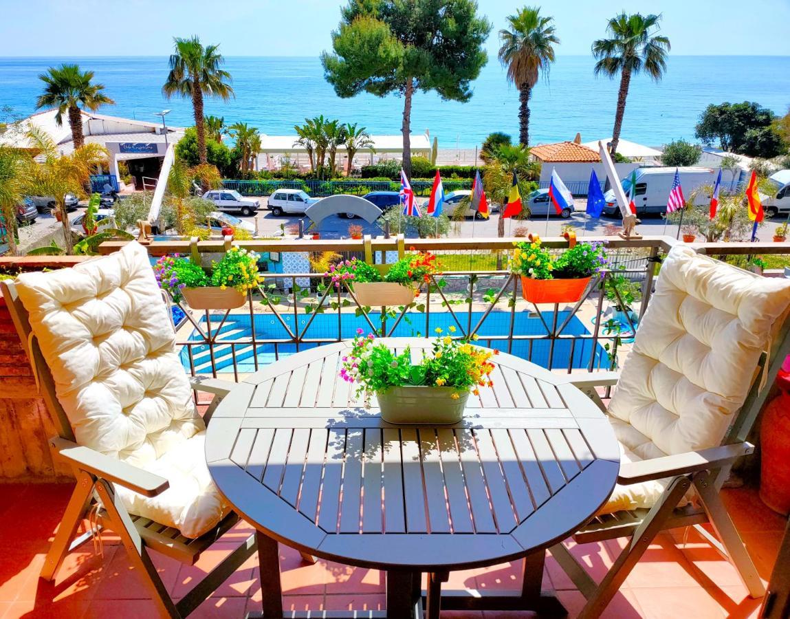 Taormina By The Sea Apartamento Mazzeo Exterior foto
