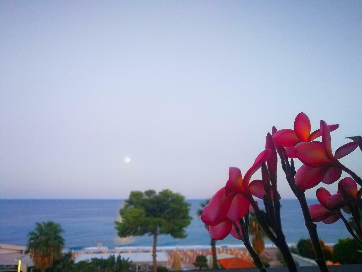 Taormina By The Sea Apartamento Mazzeo Exterior foto
