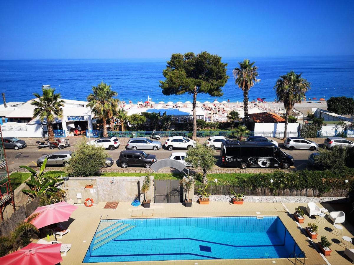 Taormina By The Sea Apartamento Mazzeo Exterior foto