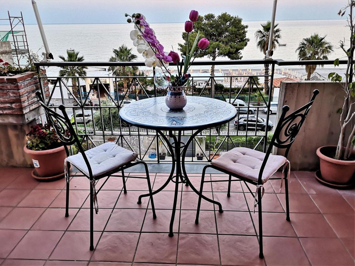 Taormina By The Sea Apartamento Mazzeo Exterior foto